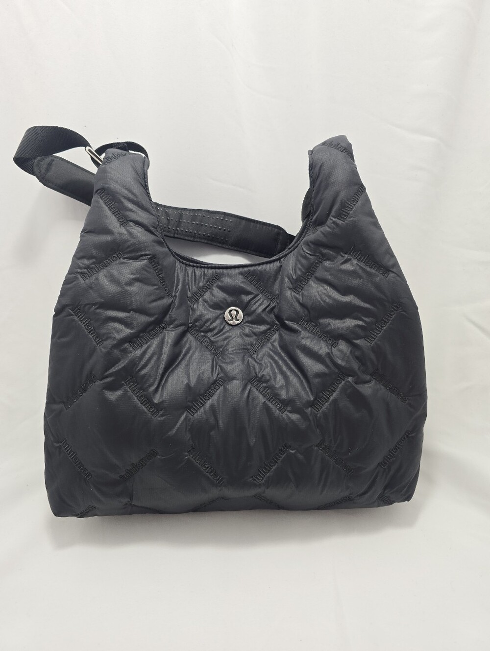NWT Lululemon Quilty Pleasures Shoulder Mini 5L Water Repellent Bag Black
